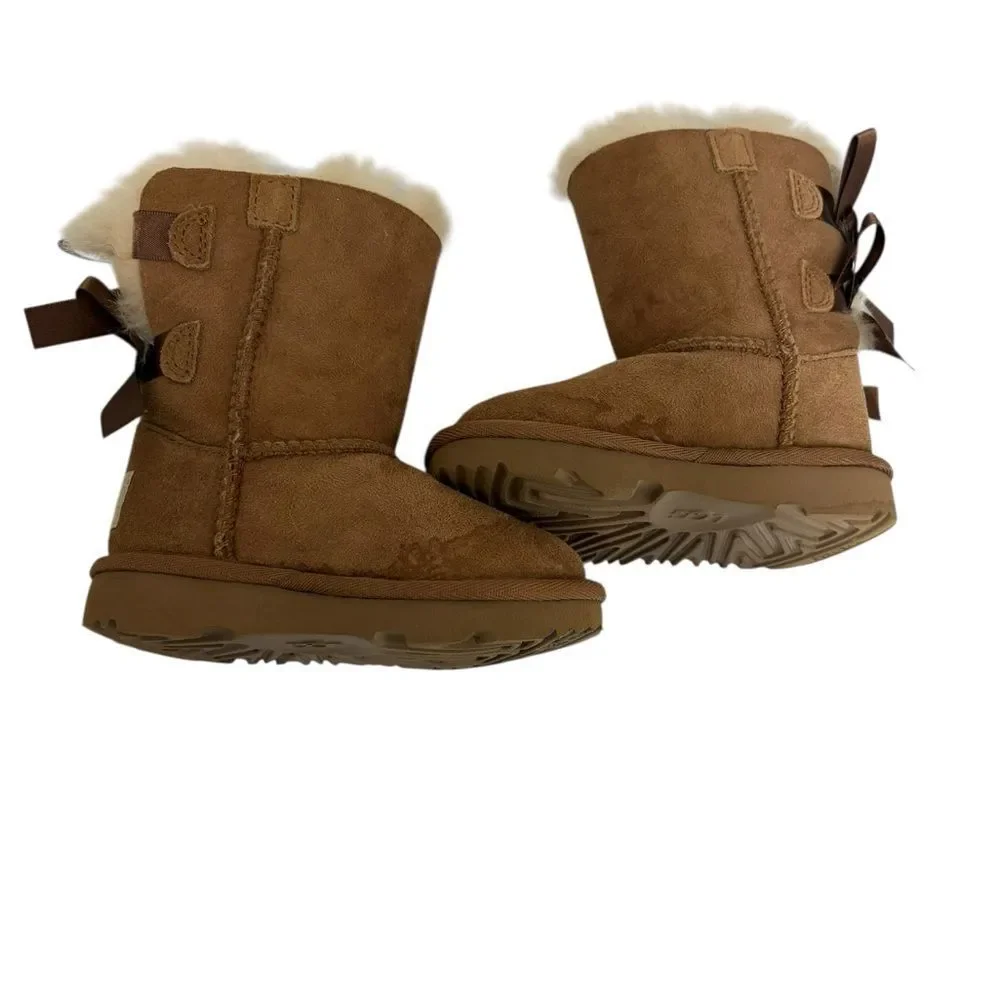 UGG Mini Bailey Bow II Boot for Toddler Girl, Size 6